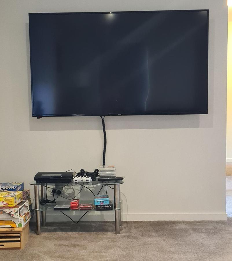 Wyndham Luxury - Free Wifi And Netflix Villa Cowes Luaran gambar